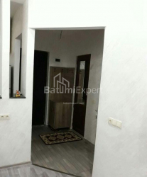 Квартира 2-комн 44 м² - Шерифа Химшиашвили, Батуми
