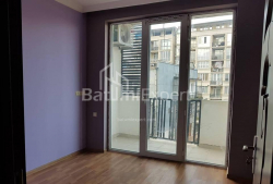 Квартира 2-комн 33 м² - Вахтанга Горгасали, Батуми