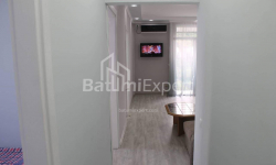 Квартира 3-комн 65 м² - Петра Багратиони, Батуми