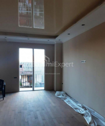 Квартира 4-комн 118 м² - Царя Парнаваза, Батуми