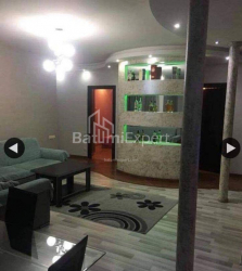 Квартира 187 м² - Зураба Горгиладзе, Батуми, Грузия