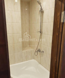 Квартира 2-комн 45 м² - Зураба Горгиладзе, Батуми