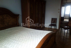 Квартира 4-комн 70 м² - Юрьевская, Батуми