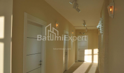 Квартира 4-комн 106 м² - Тбел-Абусеридзе, Батуми