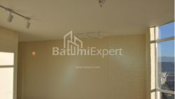 Квартира 4-комн 106 м² - Тбел-Абусеридзе, Батуми