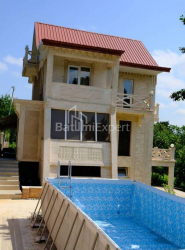 Квартира 8-комн 250 м² - Юрьевская, Батуми