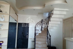 Квартира 4-комн 75 м² - Ильи Чавчавадзе, Батуми