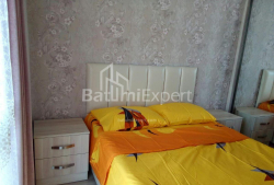 Квартира 4-комн 75 м² - Ильи Чавчавадзе, Батуми