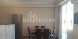 Квартира 3-комн 81 м² - Вахтанга Горгасали, Батуми