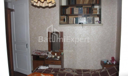 Квартира 3-комн 70 м² - Юрьевская, Батуми