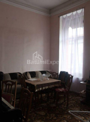Квартира 3-комн 70 м² - Юрьевская, Батуми