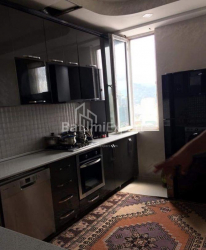 Квартира 4-комн 117 м² - Юрьевская, Батуми