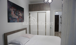 Квартира 47 м² - Зураба Горгиладзе, Батуми, Грузия