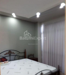 Квартира 2-комн 72 м² - Михаила Лермонтова, Батуми