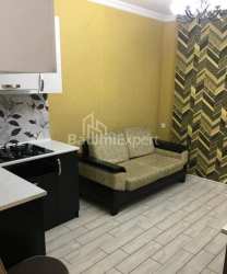 Квартира 3-комн 43 м² - Шерифа Химшиашвили, Батуми