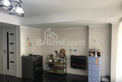 Квартира 2-комн 62 м² - Юрьевская, Батуми