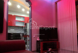 Квартира 40 м² - Вахтанга Горгасали, Батуми, Грузия