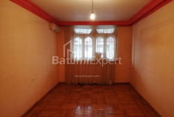 Квартира 3-комн 90 м² - Юрьевская, Батуми