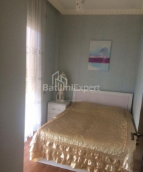 Квартира 3-комн 61 м² - Николоза Бараташвили, Батуми