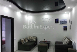 Квартира 3-комн 80 м² - Ильи Чавчавадзе, Батуми