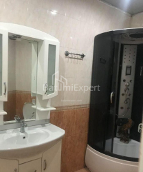 Квартира 3-комн 87 м² - Михаила Лермонтова, Батуми