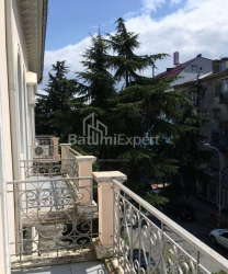 Квартира 6-комн 175 м² - Царя Парнаваза, Батуми