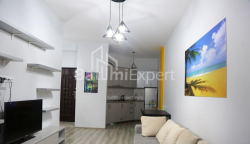 Квартира 2-комн 47 м² - Юрьевская, Батуми