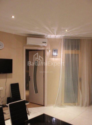 Квартира 3-комн 90 м² - Юрьевская, Батуми