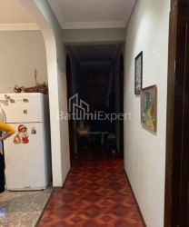 Квартира 4-комн 128 м² - Вахтанга Горгасали, Батуми