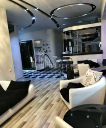 Квартира 3-комн 96 м² - Вахтанга Горгасали, Батуми