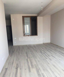 Квартира 3-комн 93 м² - Нико Пиросмани, Батуми
