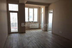 Квартира 3-комн 93 м² - Нико Пиросмани, Батуми