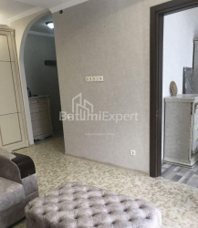 Квартира 2-комн 39 м² - Нико Пиросмани, Батуми