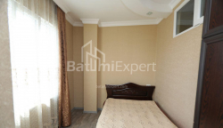 Квартира 3-комн 53 м² - Петра Багратиони, Батуми