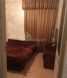 Квартира 3-комн 70 м² - Юрьевская, Батуми