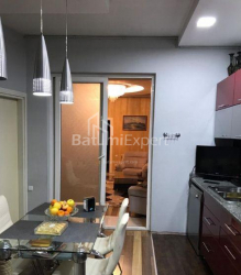 Квартира 5-комн 120 м² - Юрьевская, Батуми