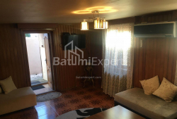 Квартира 6-комн 97 м² - Юрьевская, Батуми