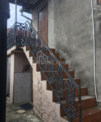 Квартира 6-комн 97 м² - Юрьевская, Батуми