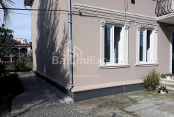 Квартира 3-комн 52 м² - Юрьевская, Батуми
