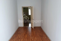 Квартира 3-комн 52 м² - Юрьевская, Батуми