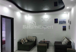Квартира 3-комн 80 м² - Юрьевская, Батуми