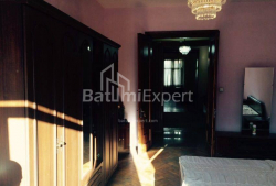 Квартира 5-комн 165 м² - Зураба Горгиладзе, Батуми