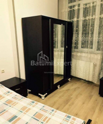 Квартира 3-комн 50 м² - Еквтиме Такаишвили, Батуми