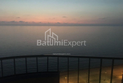 Квартира 2-комн 52 м² - Шерифа Химшиашвили, Батуми