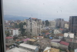 Квартира 2-комн 71 м² - Ладо Гудиашвили, Батуми