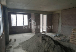Квартира 2-комн 71 м² - Ладо Гудиашвили, Батуми