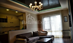 Квартира 2-комн 60 м² - Ильи Чавчавадзе, Батуми