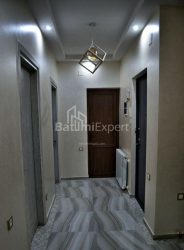 Квартира 3-комн 67 м² - Еквтиме Такаишвили, Батуми