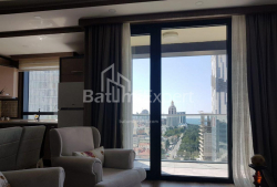 Квартира 3-комн 87 м² - Юрьевская, Батуми