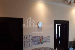 Квартира 3-комн 70 м² - Юрьевская, Батуми